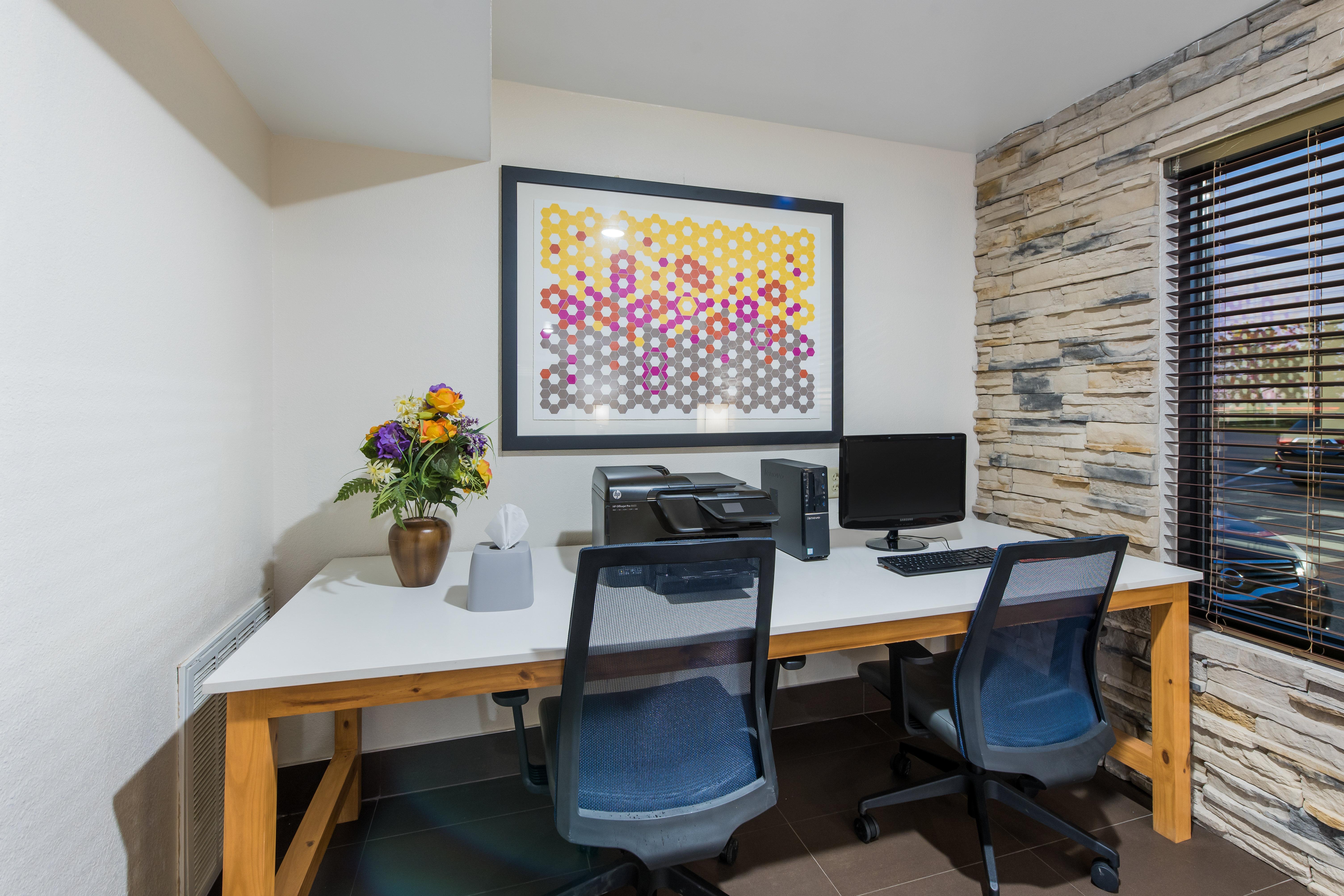 Holiday Inn Express London-I-70 By Ihg Экстерьер фото