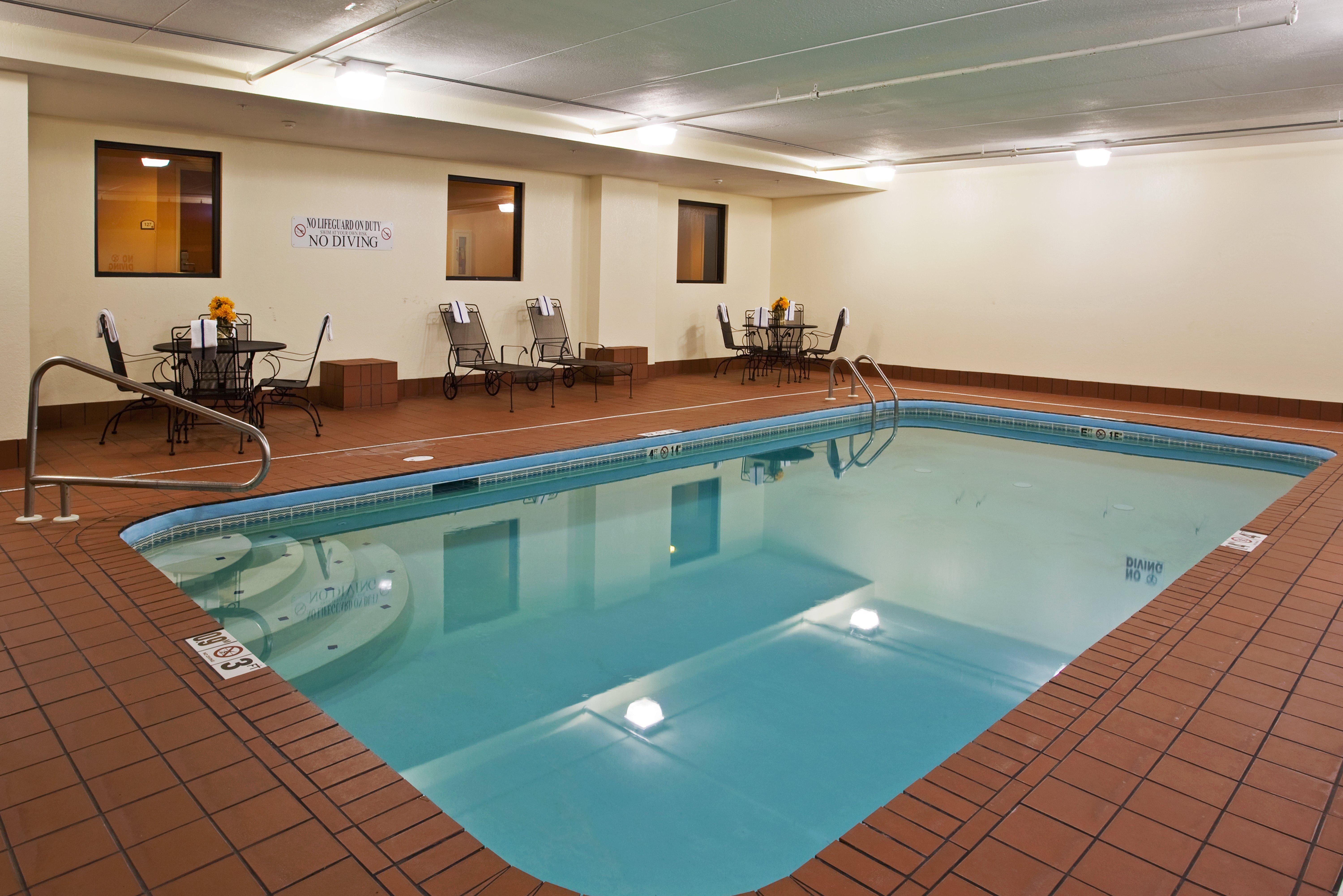 Holiday Inn Express London-I-70 By Ihg Экстерьер фото