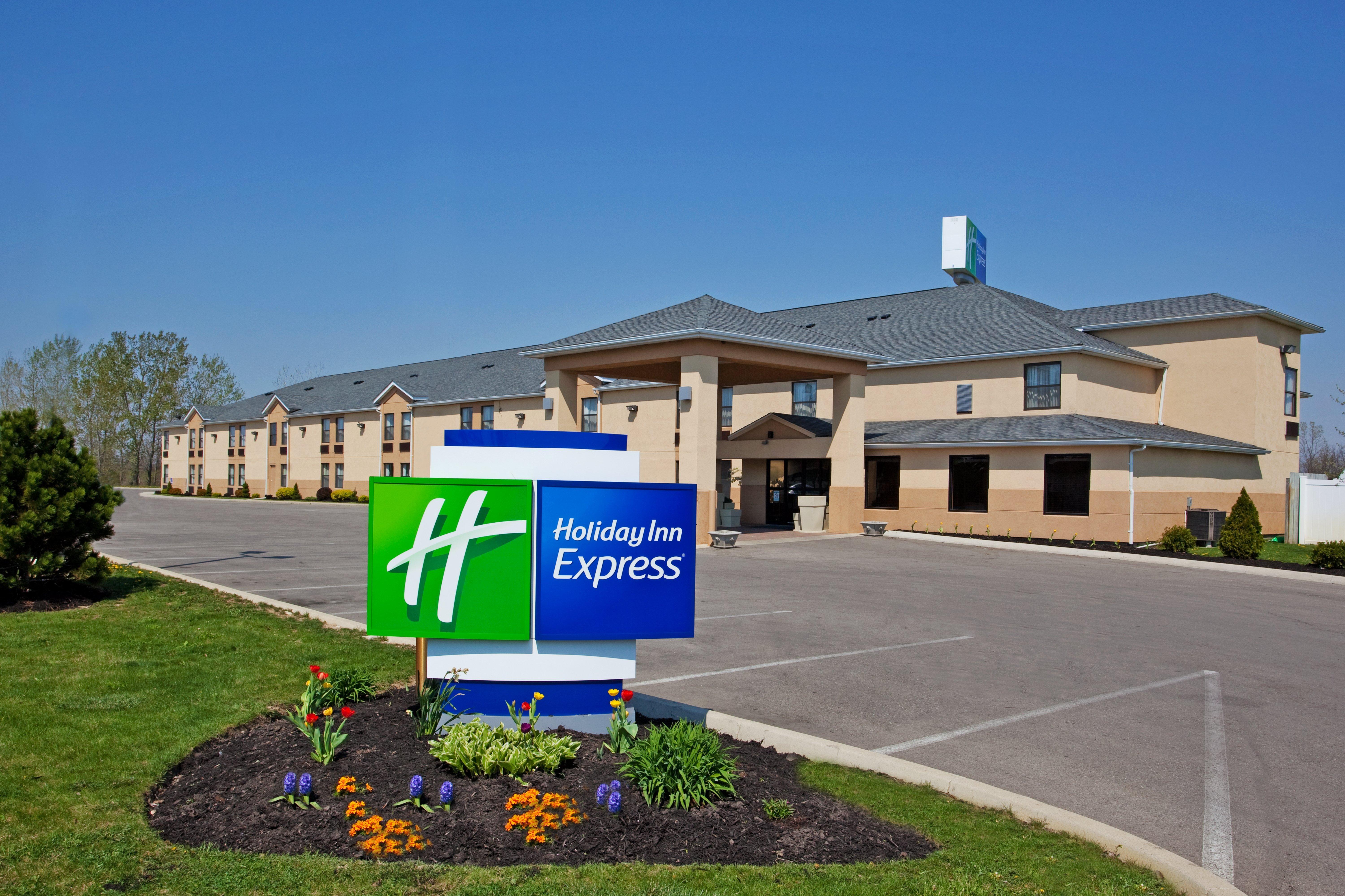 Holiday Inn Express London-I-70 By Ihg Экстерьер фото