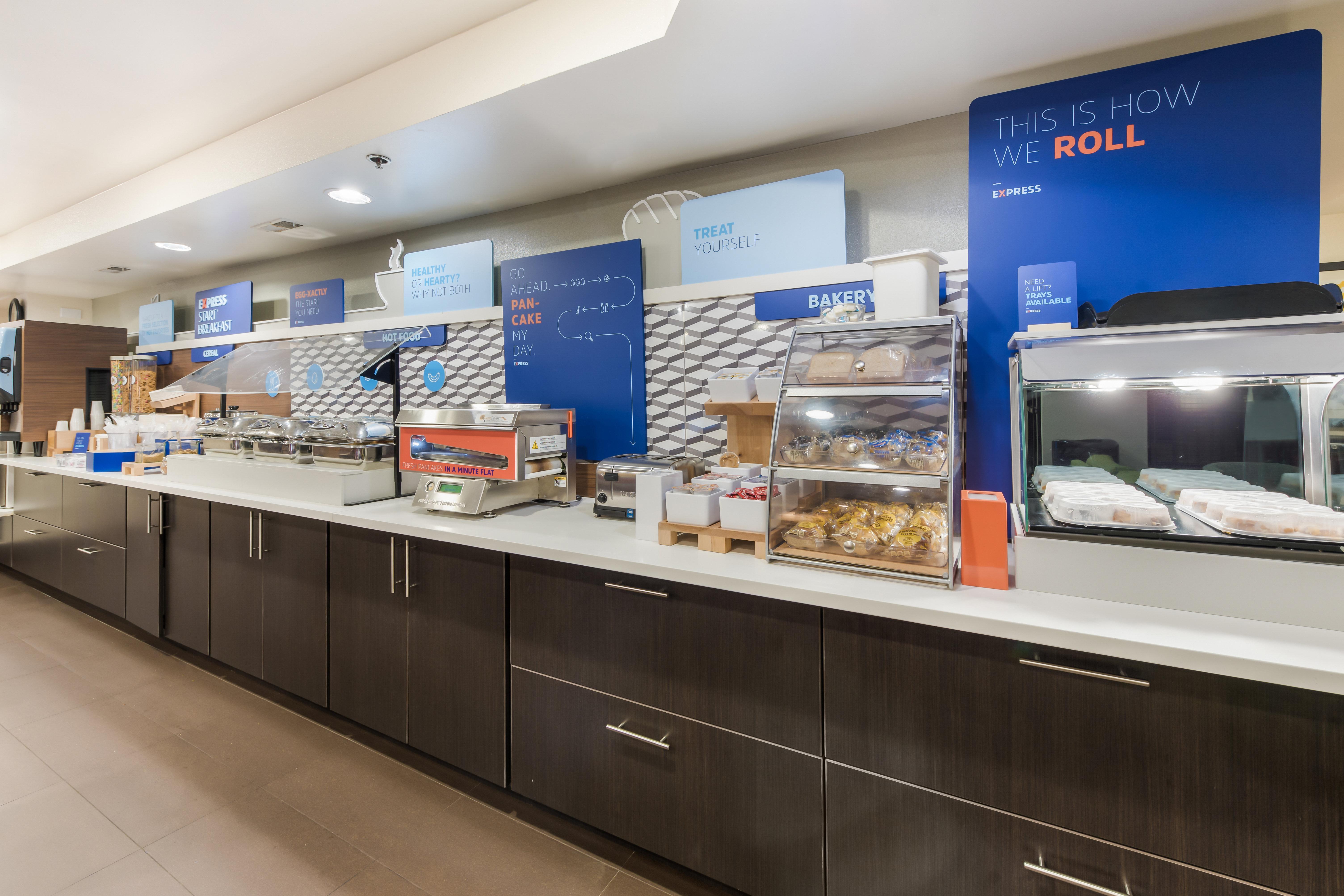 Holiday Inn Express London-I-70 By Ihg Экстерьер фото