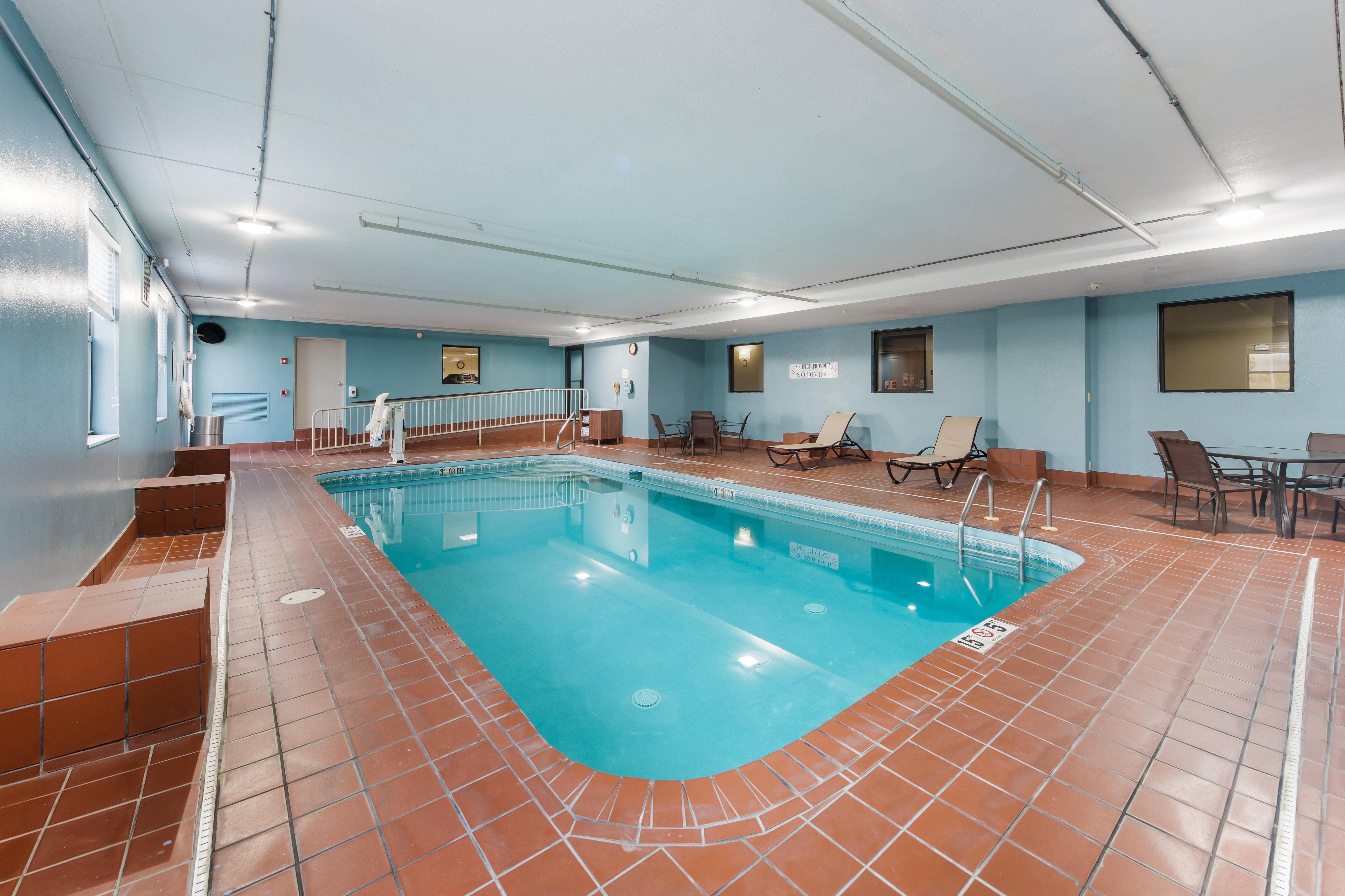 Holiday Inn Express London-I-70 By Ihg Экстерьер фото