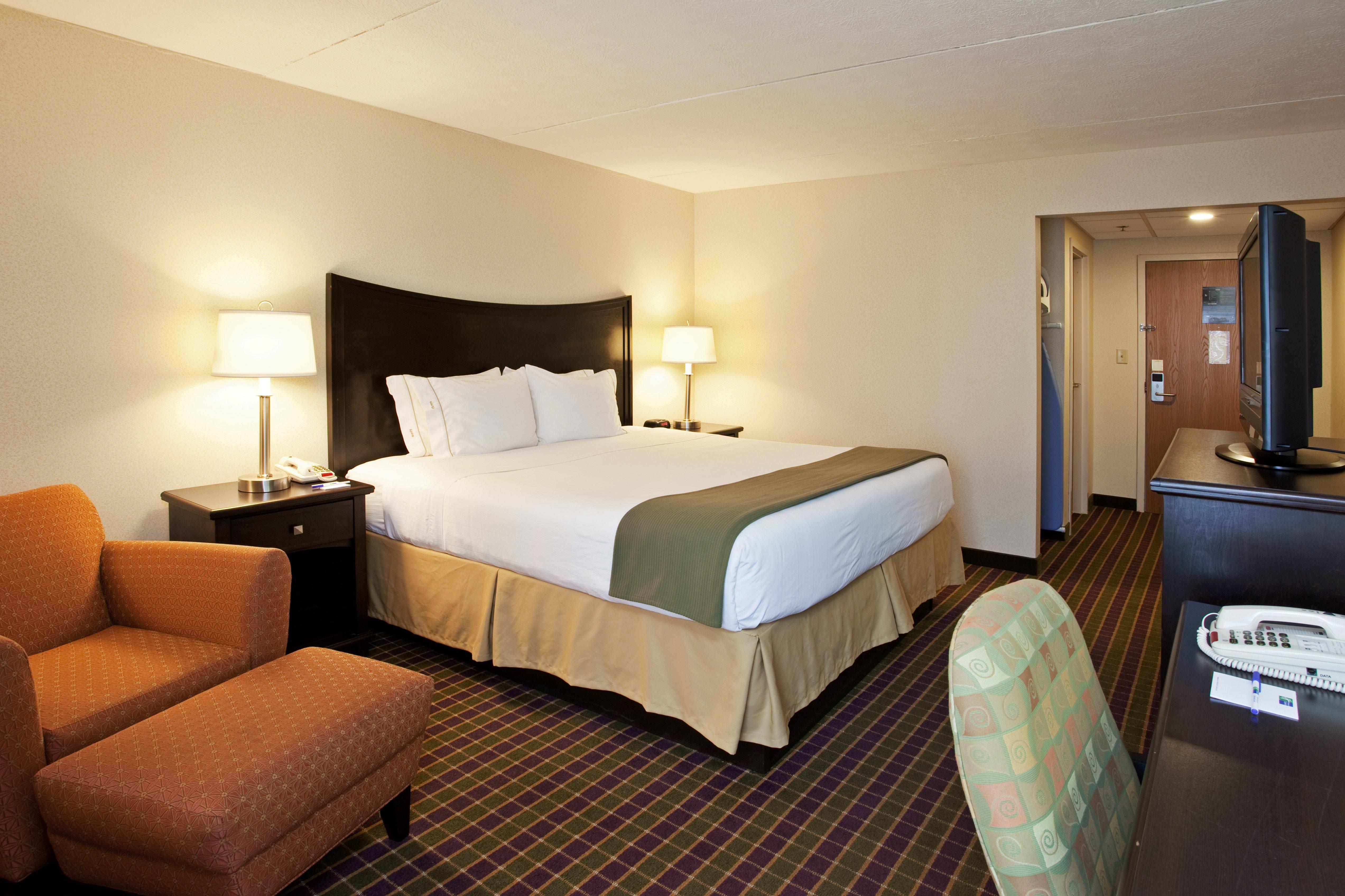 Holiday Inn Express London-I-70 By Ihg Экстерьер фото